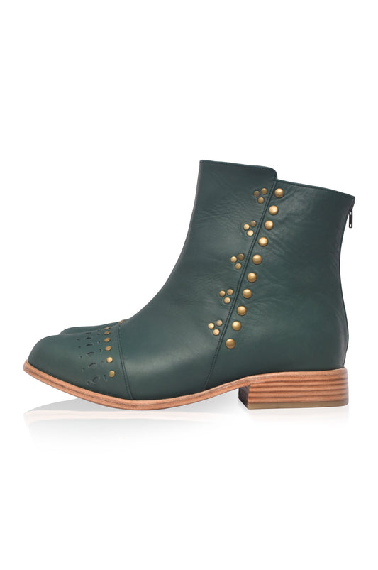 Lunaire Chelsea Leather Boots